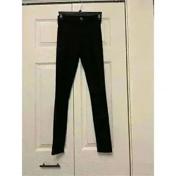 BELLA SKINNY JEANS IN BLACK DENIM - Picture 2 of 7